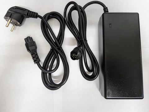 Nabíjačka Phylion SSLC084V42XH 42V/2A - 5 PIN